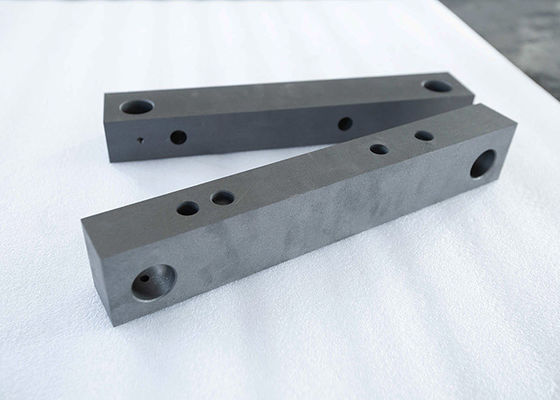 Đầu nối Graphite 1,83g / Cm3 cho các bộ phận sưởi ấm của lò